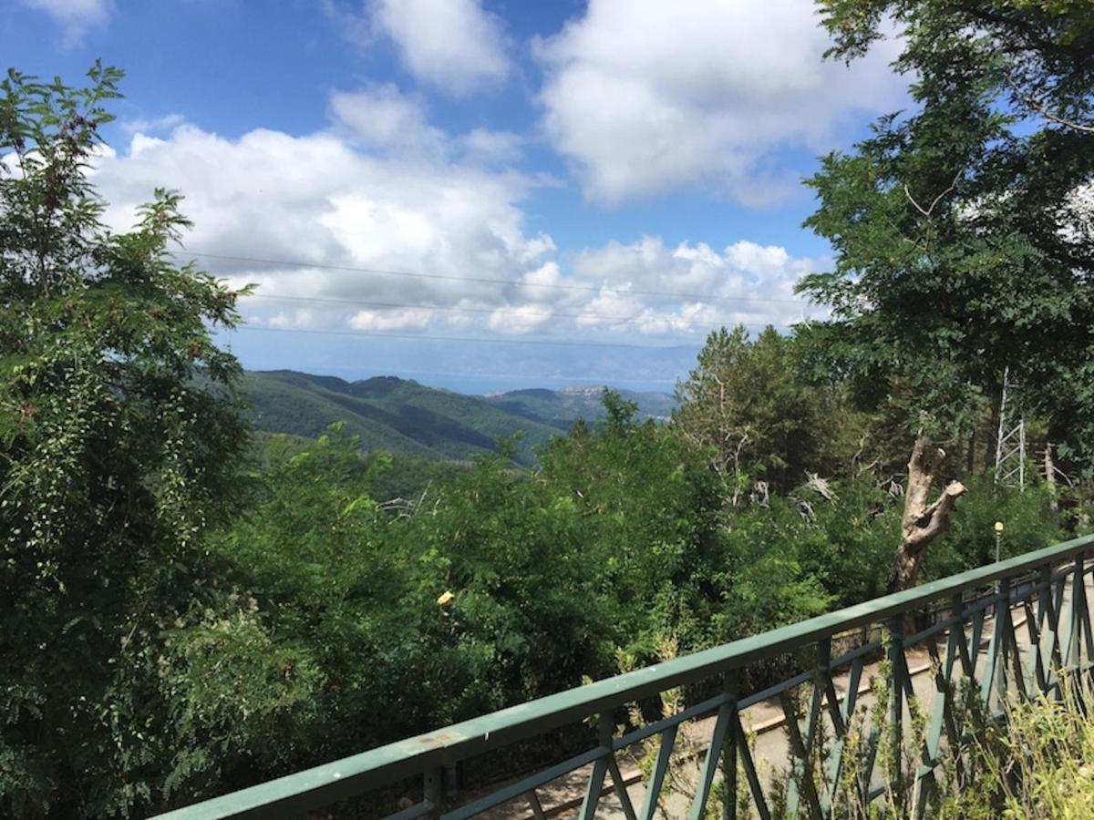 Appartamento Di Montagna Sul Belvedere Di Gambarie กัมบาริเอ ดาสโปรมอนเต ภายนอก รูปภาพ